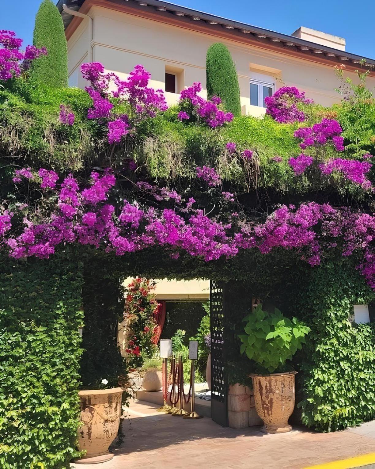 Hôtel Sainte Valérie Juan-les-Pins Exterior foto