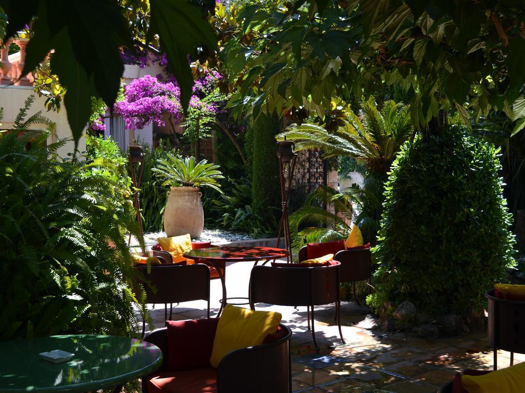 Hôtel Sainte Valérie Juan-les-Pins Exterior foto
